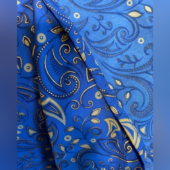 New Bali Bidadari Batik Blue/Gold Hand Painted Sarong - Picture 6 of 7